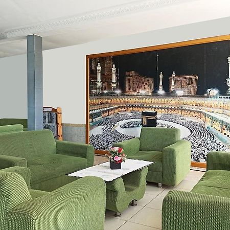Oyo 2611 Hotel Krui Syariah Dış mekan fotoğraf