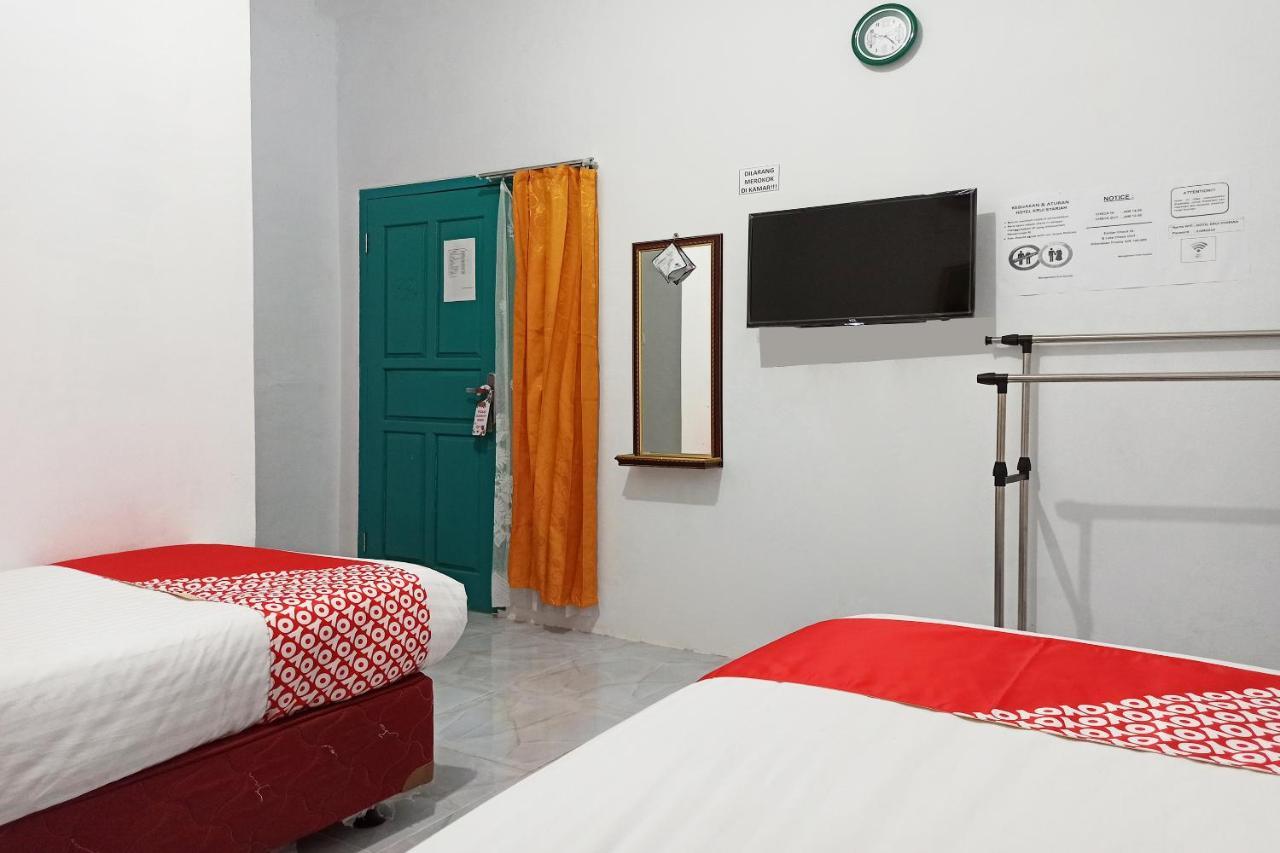 Oyo 2611 Hotel Krui Syariah Dış mekan fotoğraf